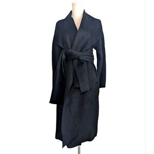🎀 Winter Coat 🎀 black wrapped coat with belt